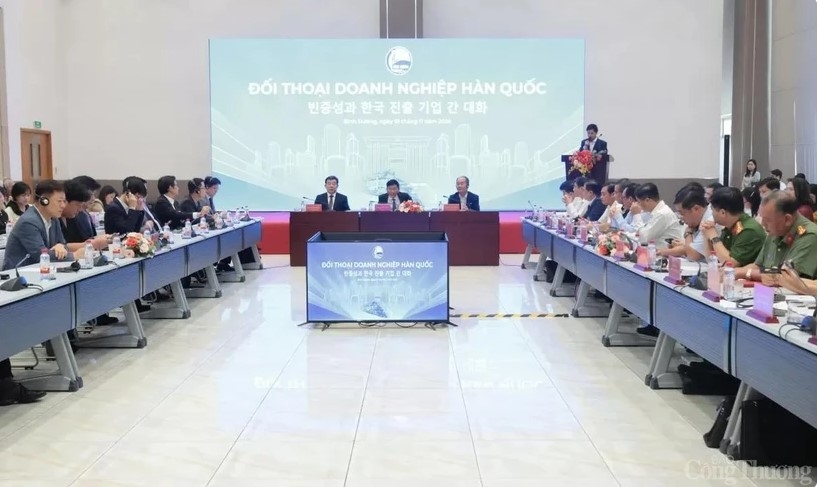 Binh Duong leaders hold dialogue with RoK enterprises